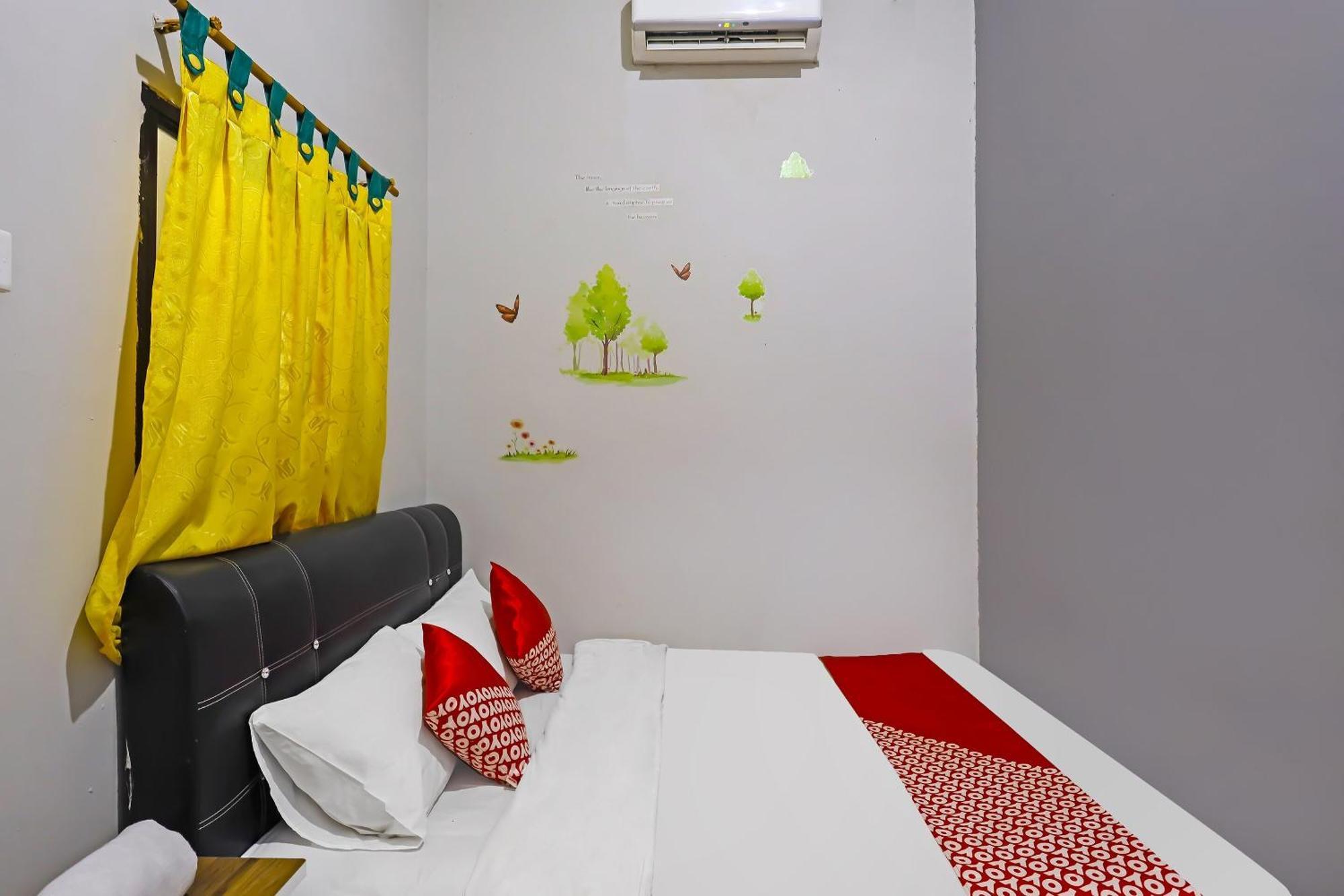 Oyo 92451 Hasan House Syariah 2Nearvihara Budhi Bhakti Nagoya Exteriör bild